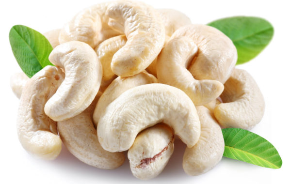 andalucia nuts - cashew - leaf